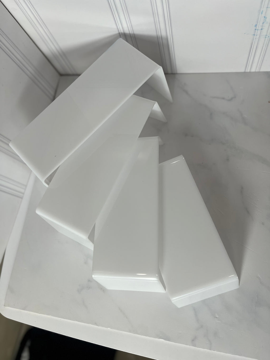 مجموعة حاملات أكريليك شفافة (4 قطع)